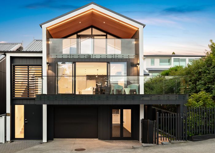  at 47D Hastings Road, Mairangi Bay, North Shore City, Auckland