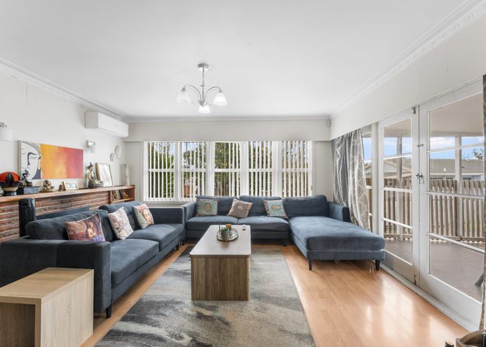  at 21 Tawa Crescent, Manurewa, Manukau City, Auckland