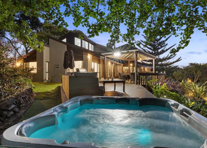  at 195 Snodgrass Road, Tauranga