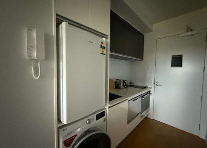  at 105/80 Anzac Street, Takapuna, North Shore City, Auckland