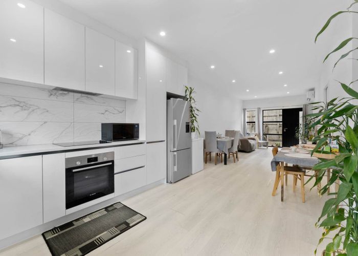  at 7/66 Clayburn Road, Glen Eden, Waitakere City, Auckland