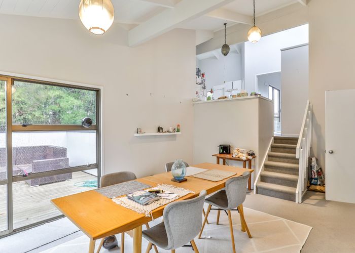  at 59 Porritt Avenue, Chatswood, Auckland