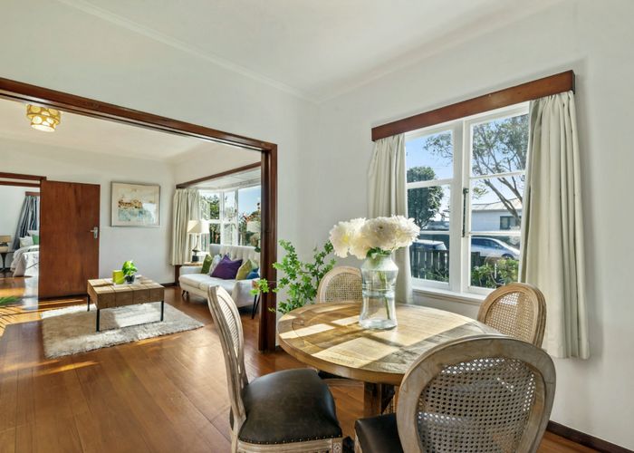  at 1/112 Carrington Road, Mount Albert, Auckland
