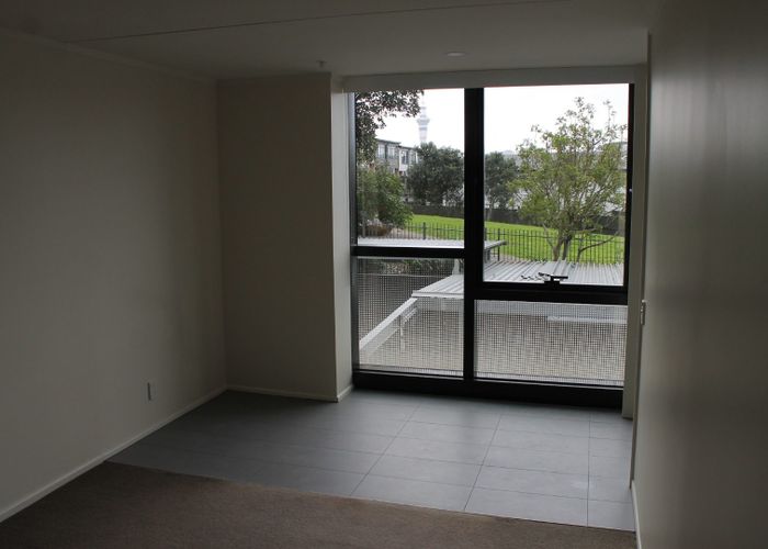 at 1E/16 Burton St, Grafton, Auckland City, Auckland