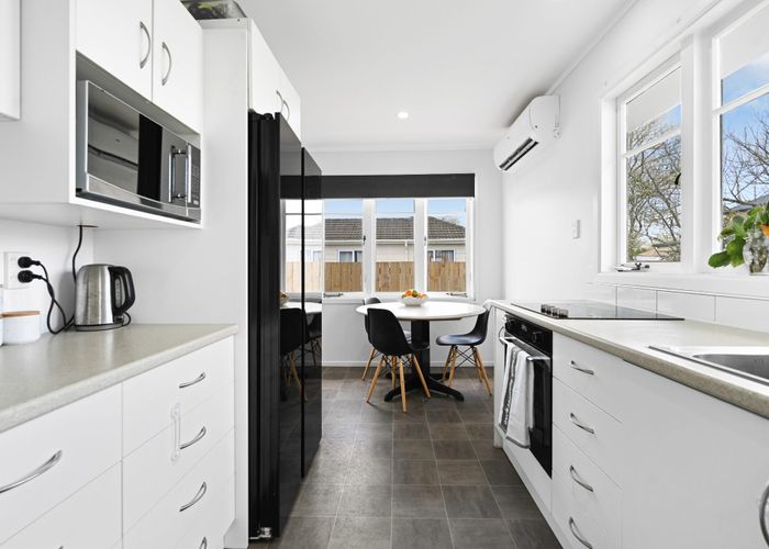  at 26 Oxford Street, Fairfield, Hamilton