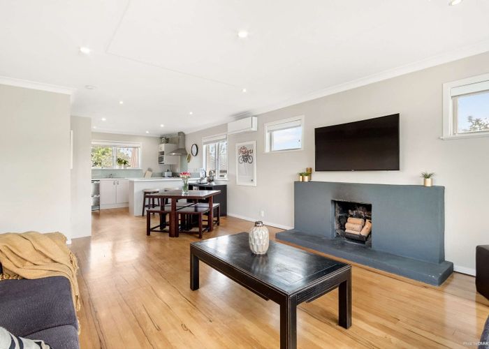  at 14 Challinor Street, Pakuranga, Auckland