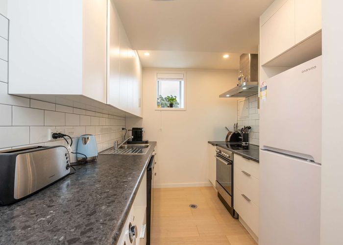  at 4/163E Thorndon Quay, Pipitea, Wellington