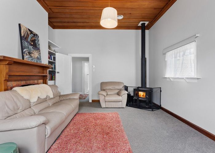  at 16 Carlton Avenue, Gonville, Whanganui, Manawatu / Whanganui