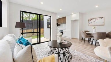  at 8F Butterworth Drive, Glendene, Auckland