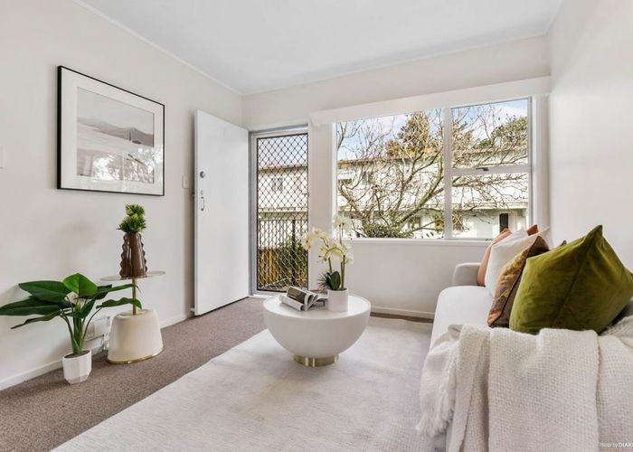  at 8/62 Grange Road, Mount Eden, Auckland City, Auckland