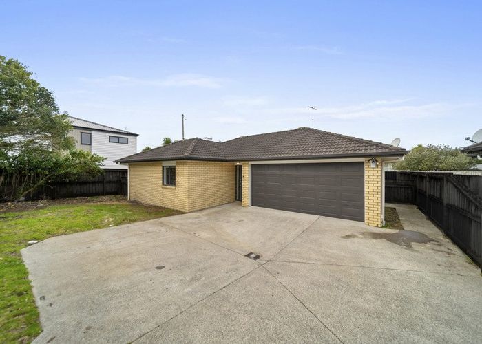  at 9a Nogat Avenue, Papatoetoe, Manukau City, Auckland