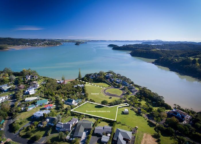  at 3 James Clendon Place, Okiato, Russell