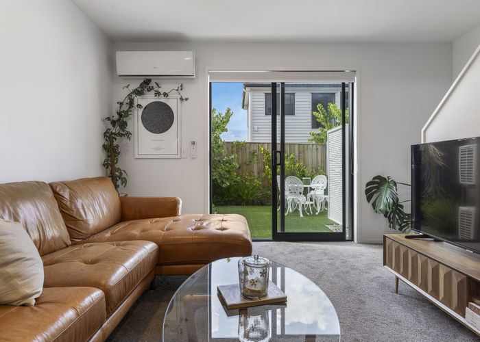  at 4/59 Neil Avenue, Te Atatu Peninsula, Auckland