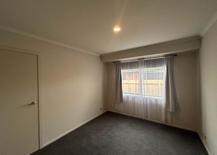  at 16 Breaker Grove, Waiuku, Waiuku