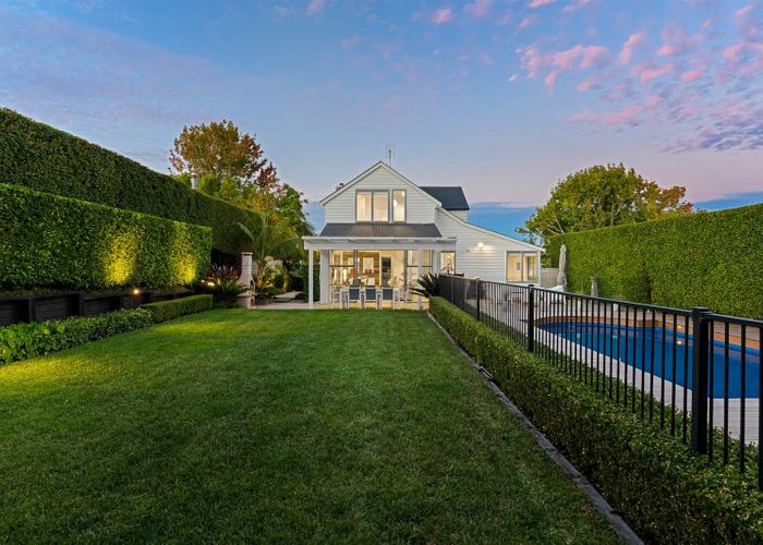  at 25 Chesterfield Avenue, Glendowie, Auckland