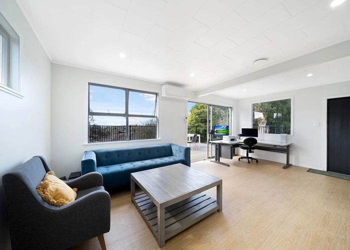 at 261 Sturges Road, Henderson, Waitakere City, Auckland