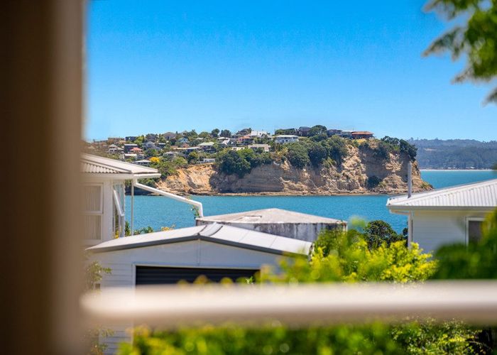  at 3A Beach Road, Manly, Whangaparaoa