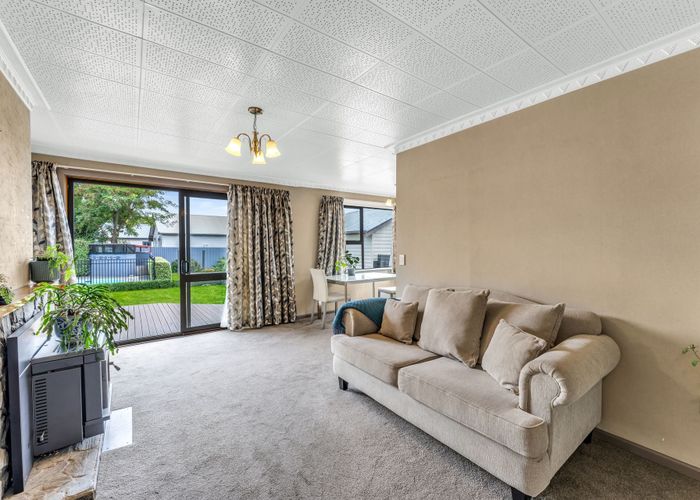  at 6 Earnslaw Crescent, Bryndwr, Christchurch City, Canterbury