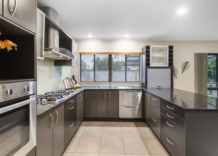  at 7 Powercourt Drive, Flat Bush, Auckland