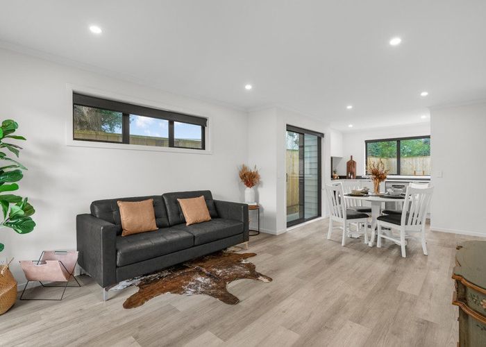  at 15A Rowe Parade, Wainuiomata, Lower Hutt, Wellington