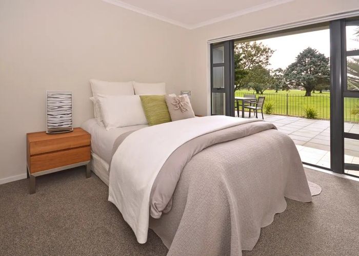  at 12/268 Shirley Road, Papatoetoe, Manukau City, Auckland