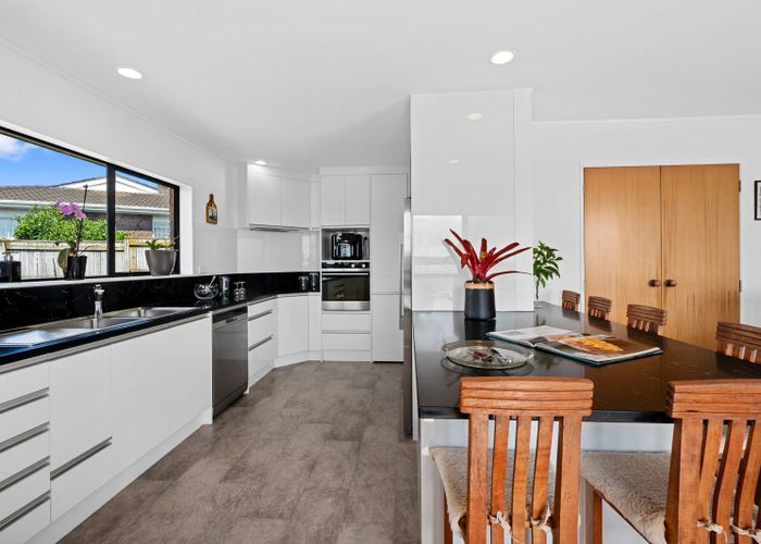  at 5 Kingshaven Close, Mount Roskill, Auckland City, Auckland