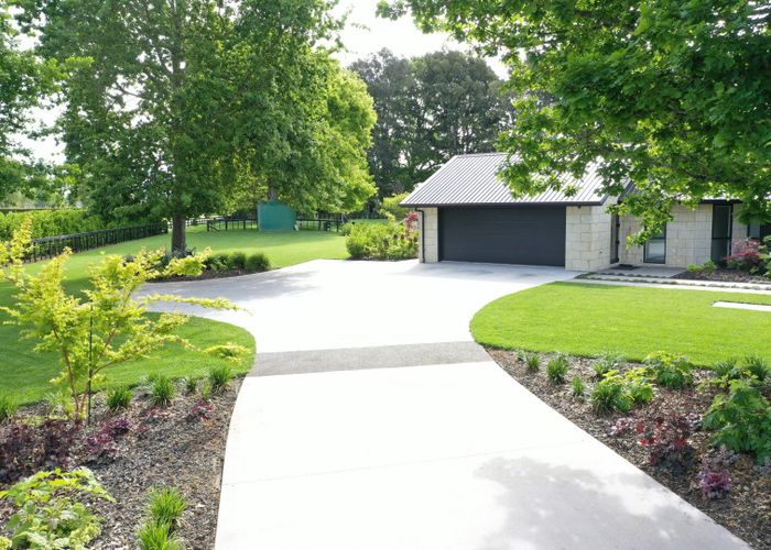  at 300 Pickering Road, Tamahere, Hamilton