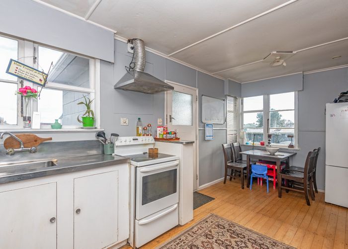 at 46 Clyde Crescent, Roslyn, Palmerston North, Manawatu / Whanganui