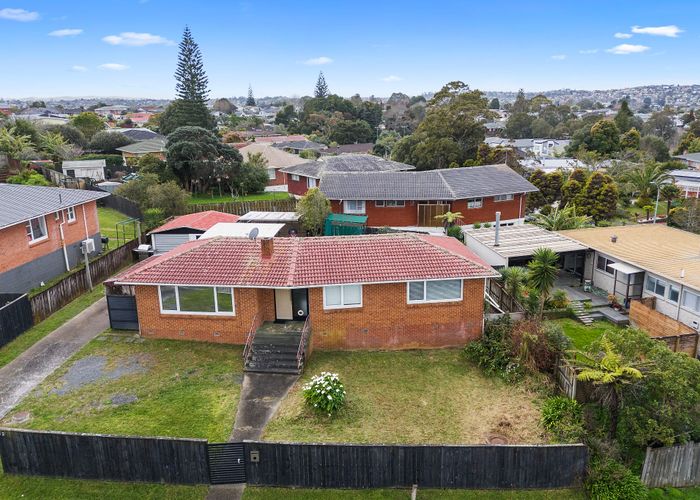  at 32 Chatsworth Crescent, Pakuranga Heights, Manukau City, Auckland