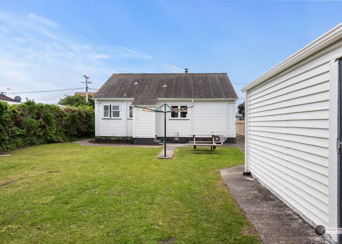  at 2 Rumgay Street, Fairfield, Lower Hutt