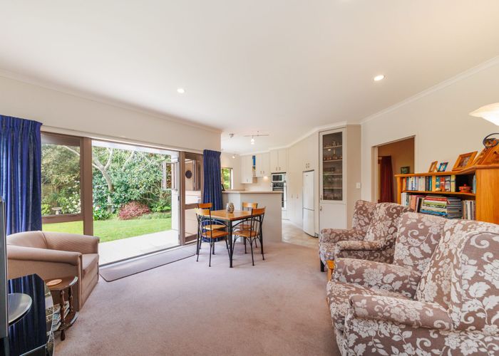  at 2 Kea Place, Fitzherbert, Palmerston North