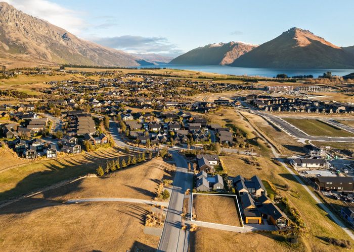  at 9 Cunninghams Drive, Jacks Point, Queenstown-Lakes, Otago