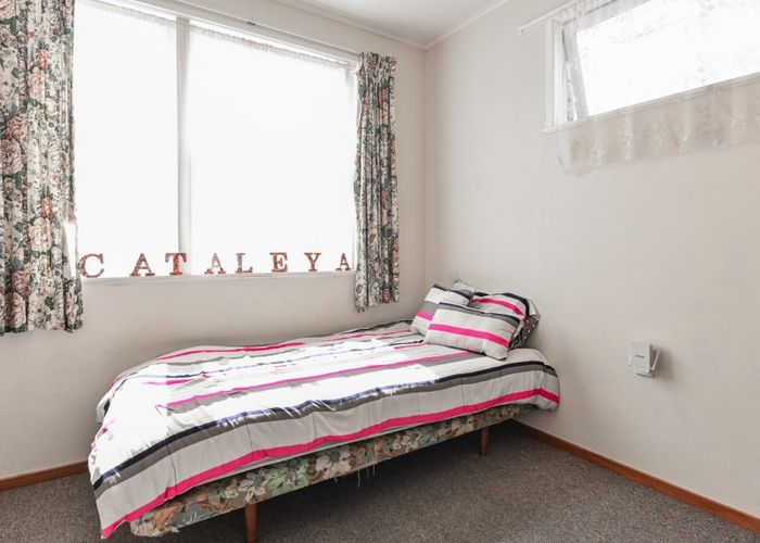  at 14 Deal Crescent, Flaxmere, Hastings