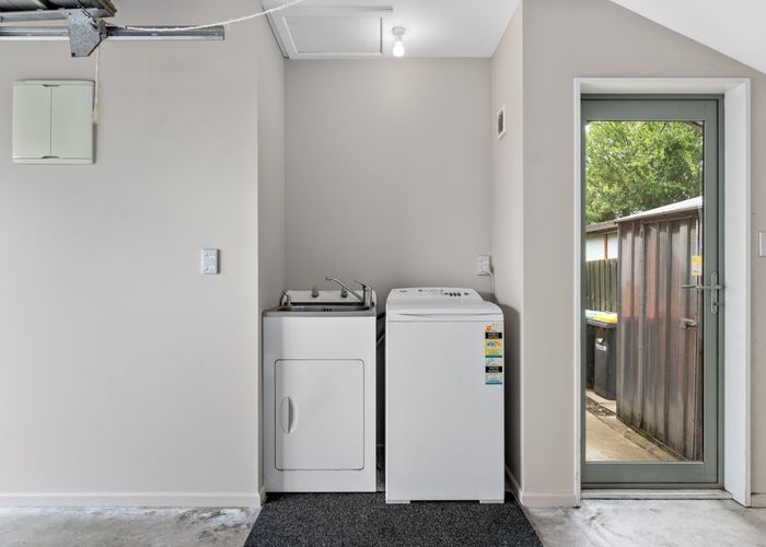  at 4/31 Neill Street, Hornby, Christchurch