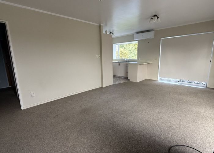  at 3/74 West Coast Road, Glen Eden, Auckland