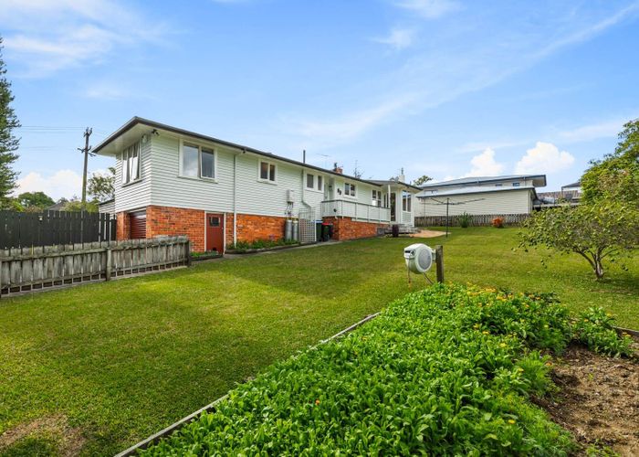  at 46 Connaught Street, Blockhouse Bay, Auckland City, Auckland