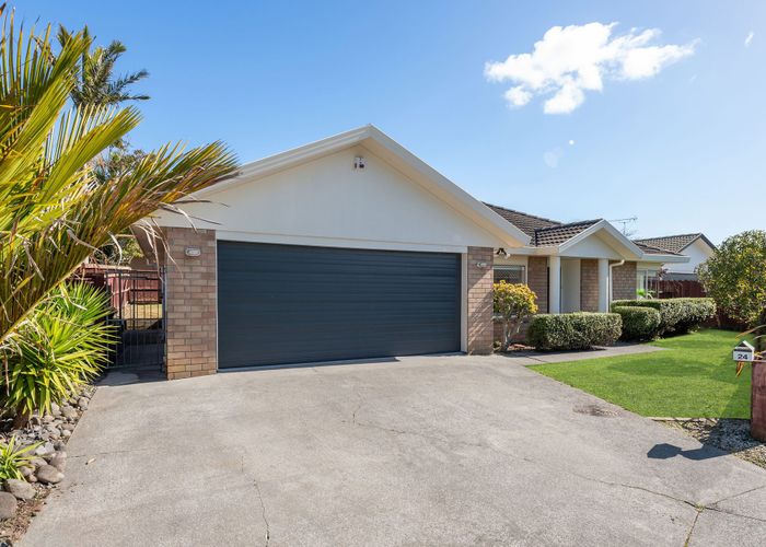  at 24 Cottesmore Place, Huntington Park, Auckland