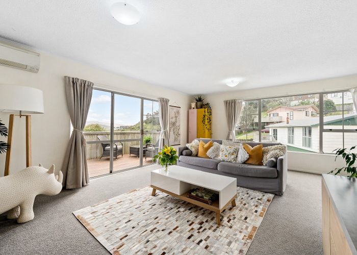  at 10 Pimlico Place, Newlands, Wellington
