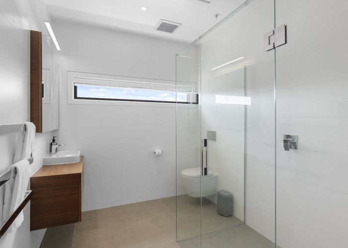  at 2/73 Manchester Street, City Centre, Christchurch City, Canterbury