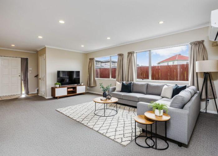  at 28 Crossandra Drive, Mangere, Manukau City, Auckland