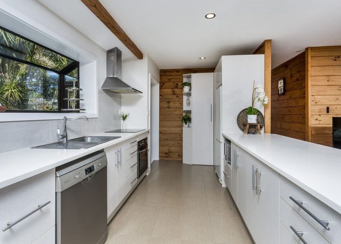  at 108 GLENDHU RD, Bayview, Auckland