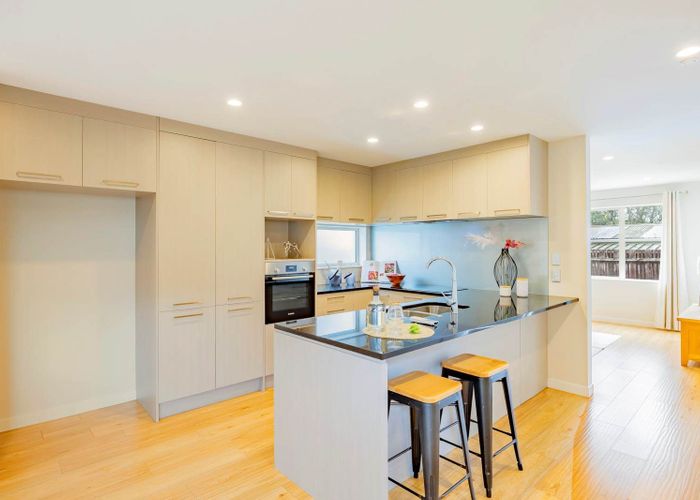  at 12A Tree View Avenue, Glenfield, North Shore City, Auckland