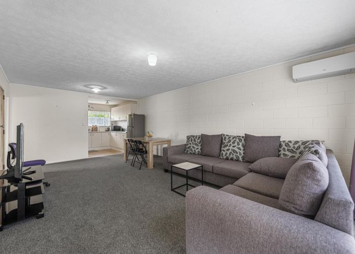  at 407 West Coast Road, Glen Eden, Waitakere City, Auckland