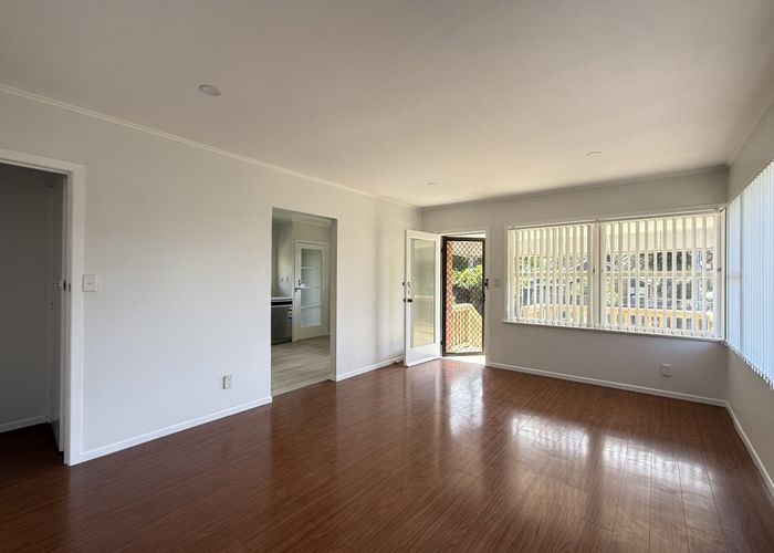 at 1/40 Ocean View Rd, Northcote, North Shore City, Auckland