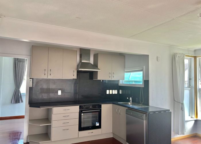  at 44 Castledine Crescent, Glen Innes, Auckland