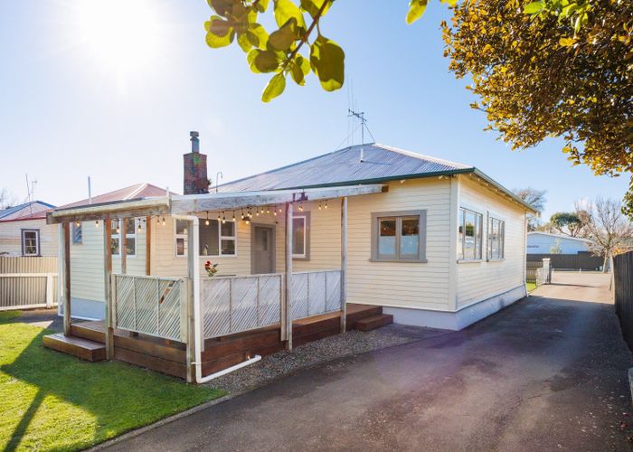 For sale 32 Colombo Street, Hokowhitu, Palmerston North, Manawatu