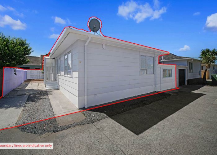  at 5/187A Buckland Road, Mangere East, Auckland