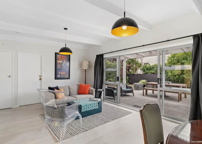  at 1/10 Robert Street, Ellerslie, Auckland