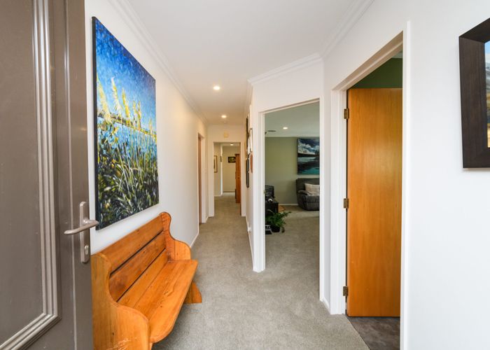  at 11 Greenwood Place, Fitzherbert, Palmerston North