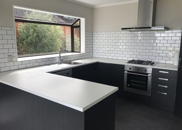  at 6 Oakleigh Street, Maungaraki, Lower Hutt, Wellington